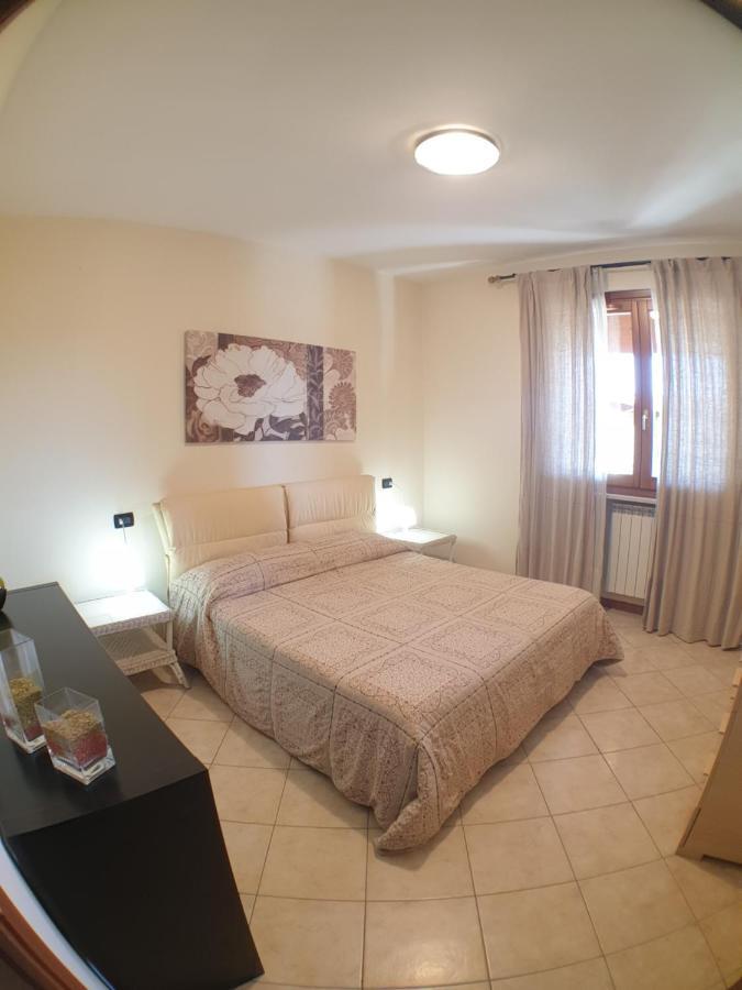 La Fenice Holiday Apartment Manerba del Garda Kültér fotó