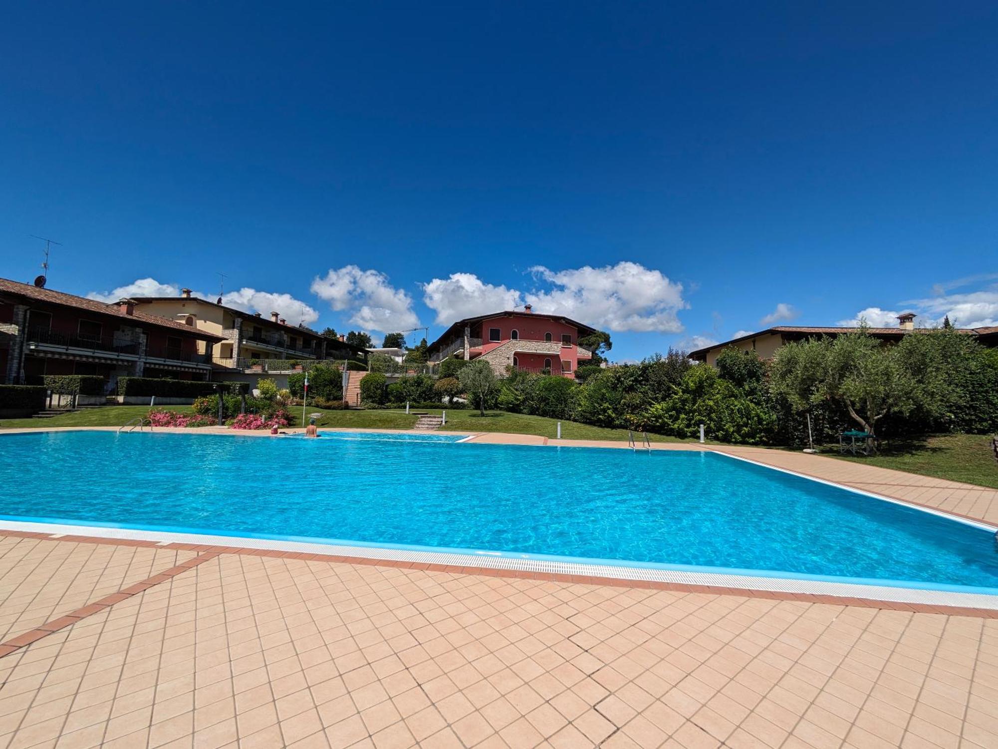 La Fenice Holiday Apartment Manerba del Garda Szoba fotó